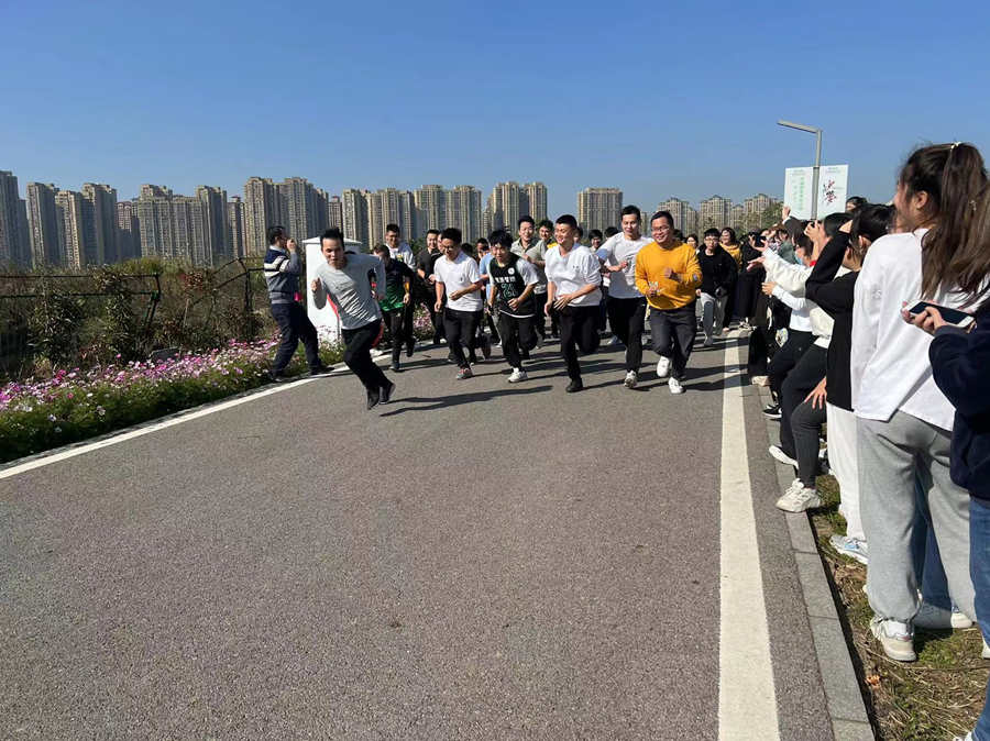 湖南隆盛達(dá)鋼廠